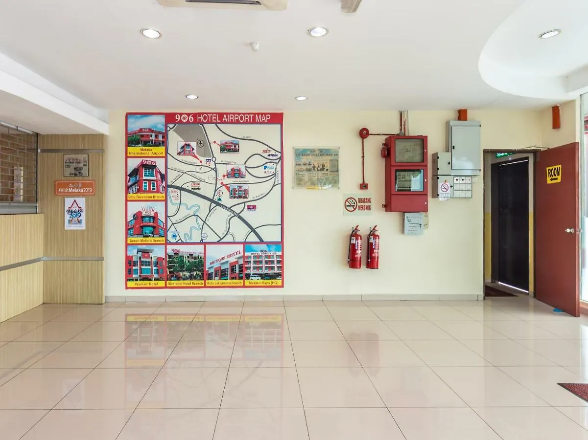 ホテル Oyo 1158 906 Airport Malacca 2*,  マレーシア