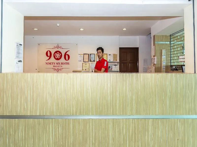 ホテル Oyo 1158 906 Airport Malacca