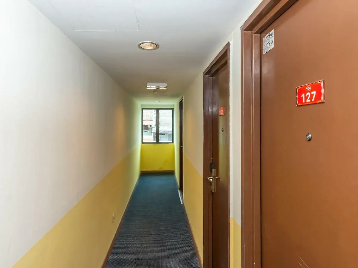 **  Hotel Oyo 1158 906 Airport Malacca Malesia